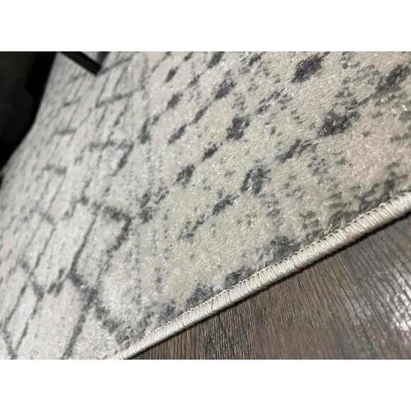 5x8 Moroccan Boho Area Rug, Vintage Diamond Cream/Gray Stain-Resistant Carpet - Picture 9 of 11